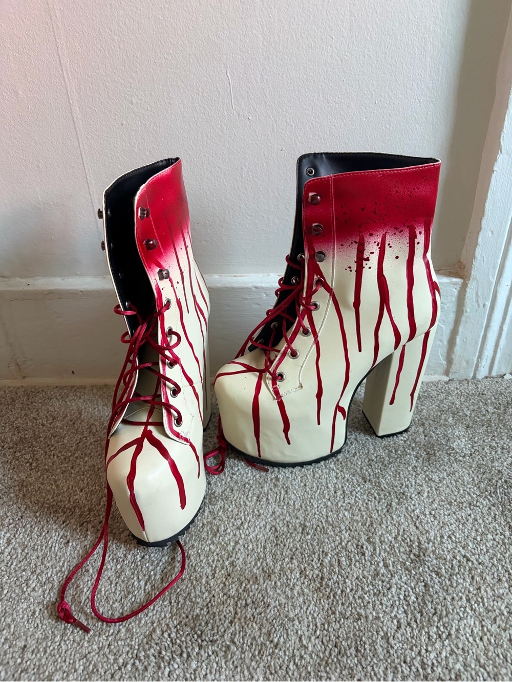 Trickz N Treatz Bloody Boots